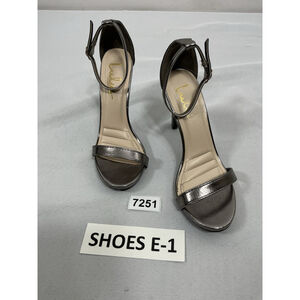 Womans Excellent Condition Lulus Strappy Stiletto Sandals Size 7 Silver